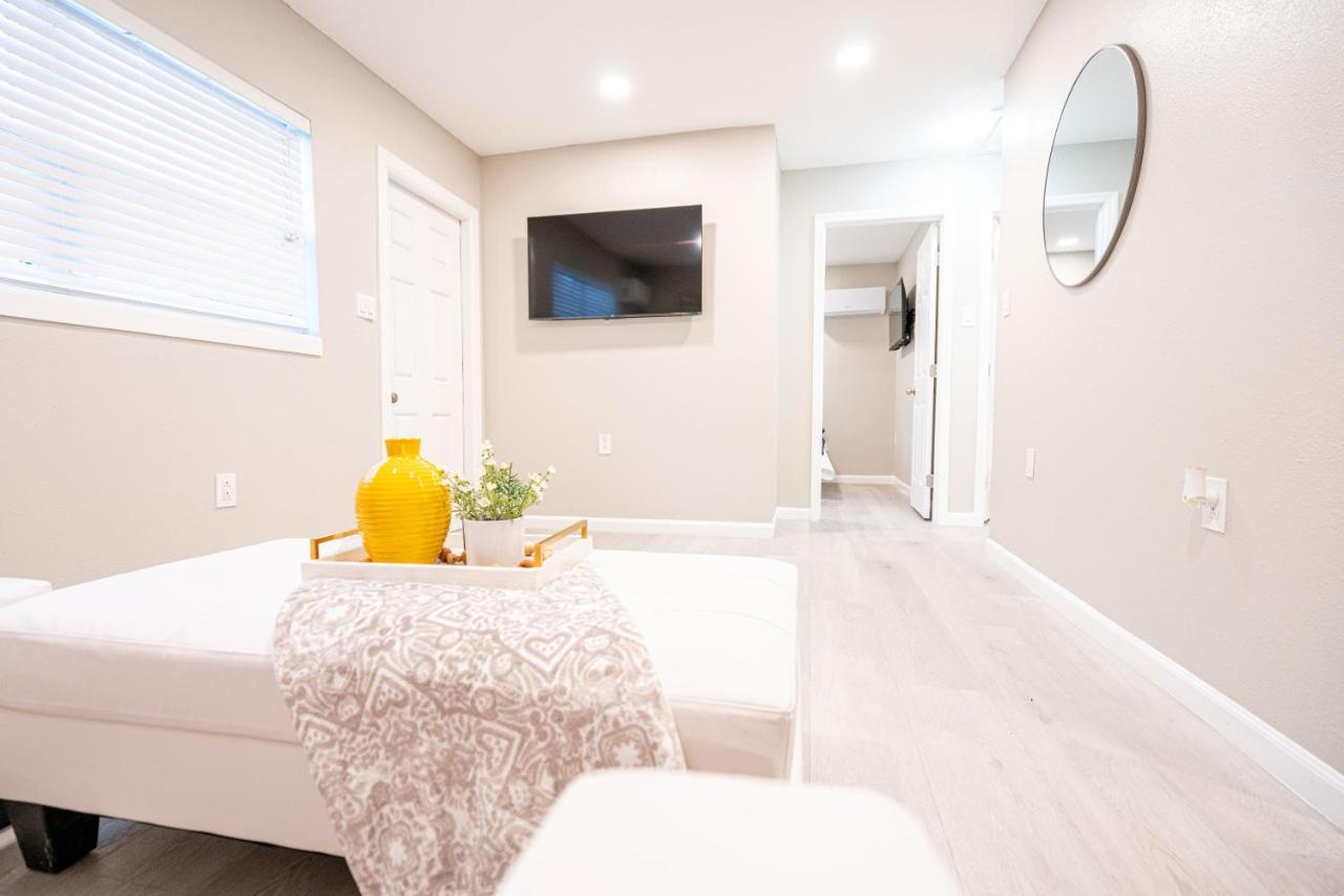 University Serenity Suites Tampa Zewnętrze zdjęcie